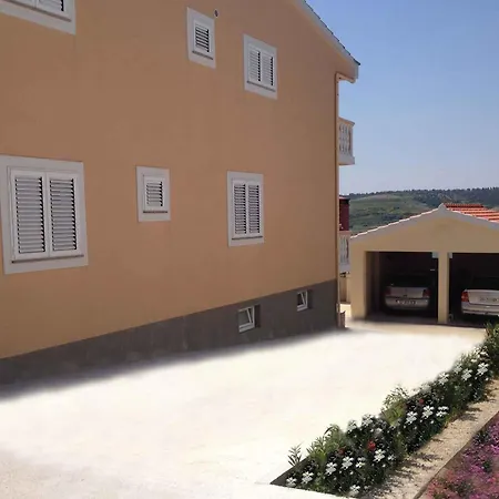 In Rtina - Zadar Riviera 8161 Appartement